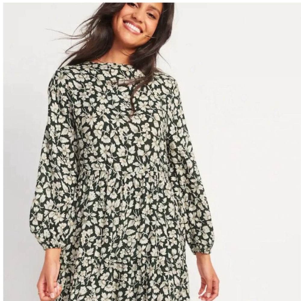 Tiered green floral mini dress (sz M)